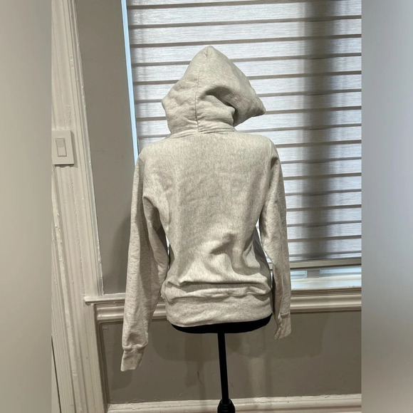Gray champion hoodie - Picture 5 of 7
